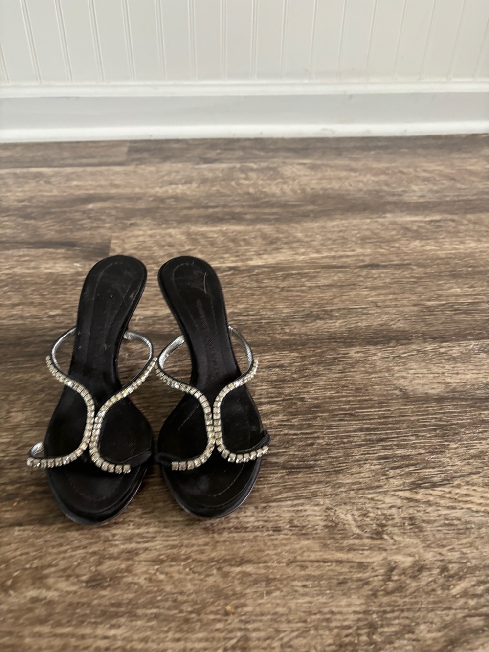 Giuseppe Zanotti Black Rhinestone Strappy Kitten Heel Slides - Picture 7 of 10